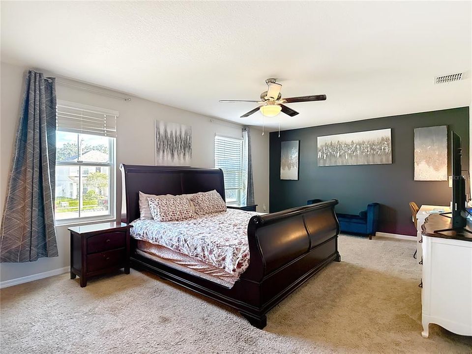 Active With Contract: $379,900 (4 beds, 2 baths, 2505 Square Feet)