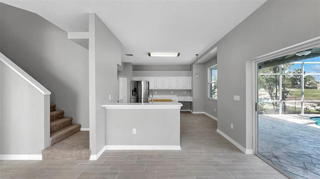 Active With Contract: $3,100 (5 beds, 3 baths, 2888 Square Feet)