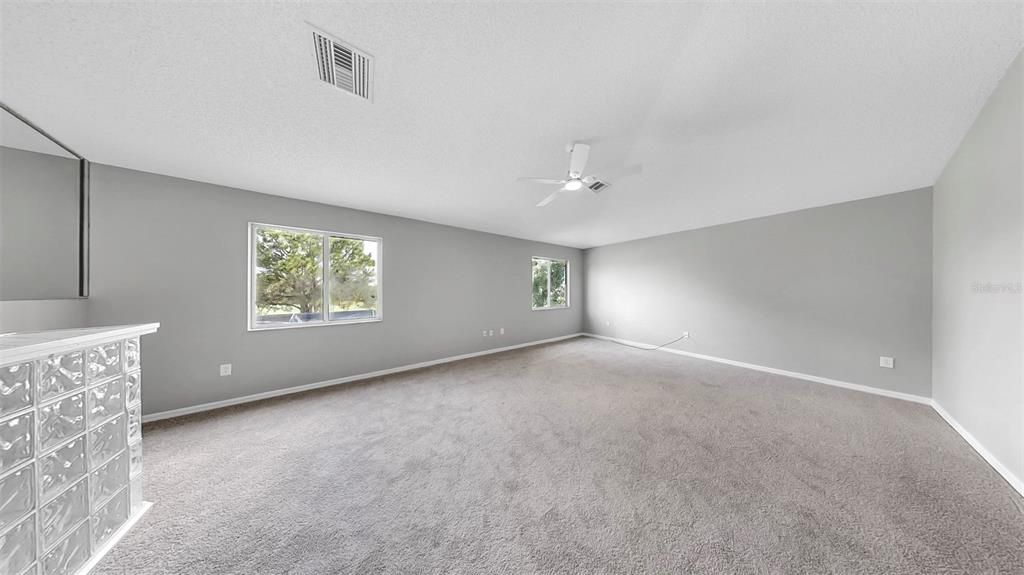 Active With Contract: $3,100 (5 beds, 3 baths, 2888 Square Feet)