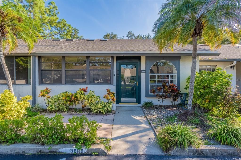 Vendido Recientemente: $259,900 (2 camas, 2 baños, 1132 Pies cuadrados)