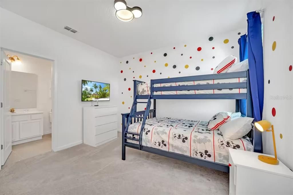 En Venta: $1,395,000 (15 camas, 15 baños, 6304 Pies cuadrados)