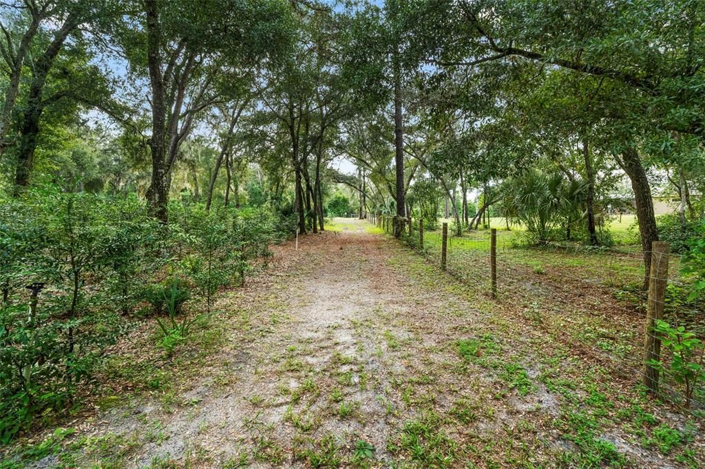 待售: $849,000 (3 贝兹, 5 浴室, 2496 平方英尺)