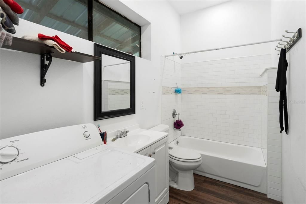 待售: $849,000 (3 贝兹, 5 浴室, 2496 平方英尺)