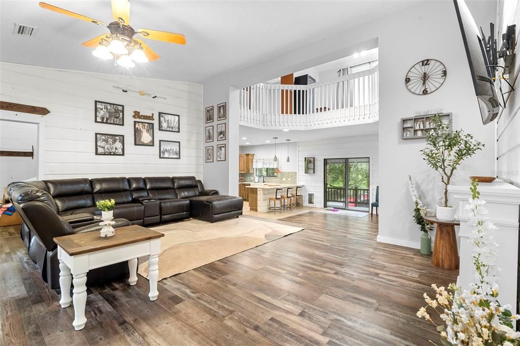 待售: $849,000 (3 贝兹, 5 浴室, 2496 平方英尺)