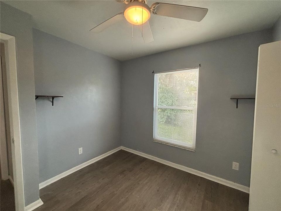 For Sale: $205,000 (3 beds, 1 baths, 1113 Square Feet)