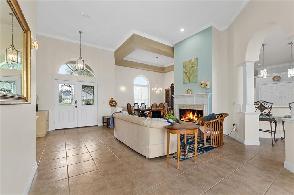 На продажу: $799,977 (4 спален, 3 ванн, 2705 Квадратных фут)