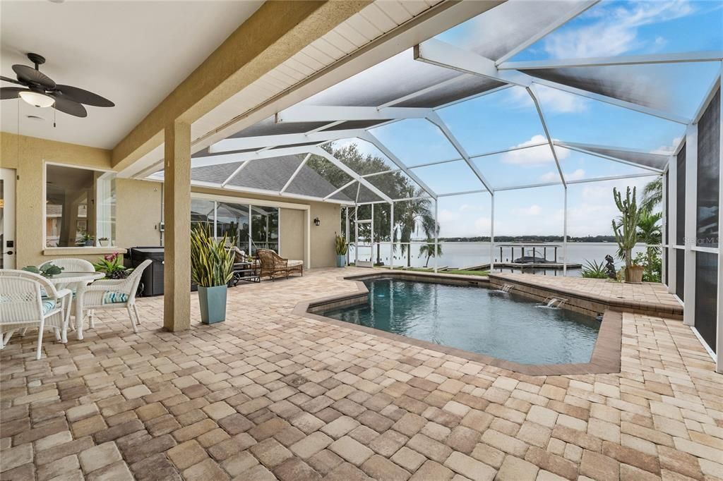 На продажу: $799,977 (4 спален, 3 ванн, 2705 Квадратных фут)