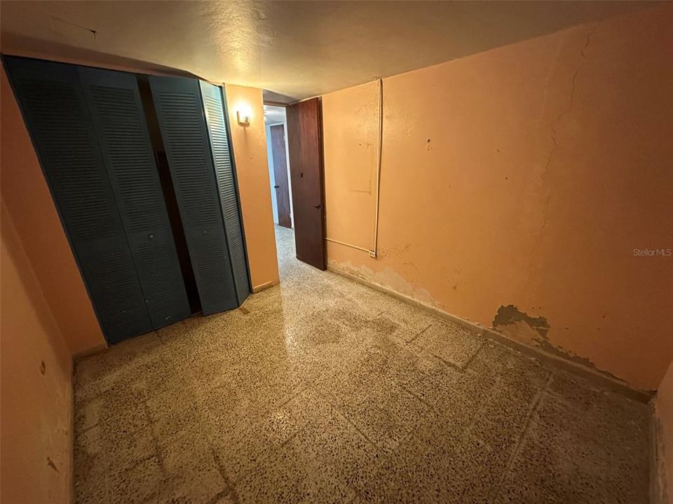 На продажу: $209,000 (4 спален, 2 ванн, 1280 Квадратных фут)