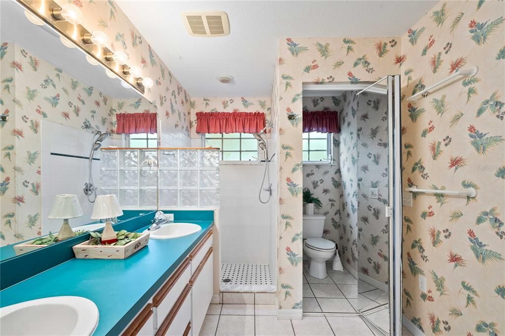 待售: $579,000 (3 贝兹, 2 浴室, 1652 平方英尺)