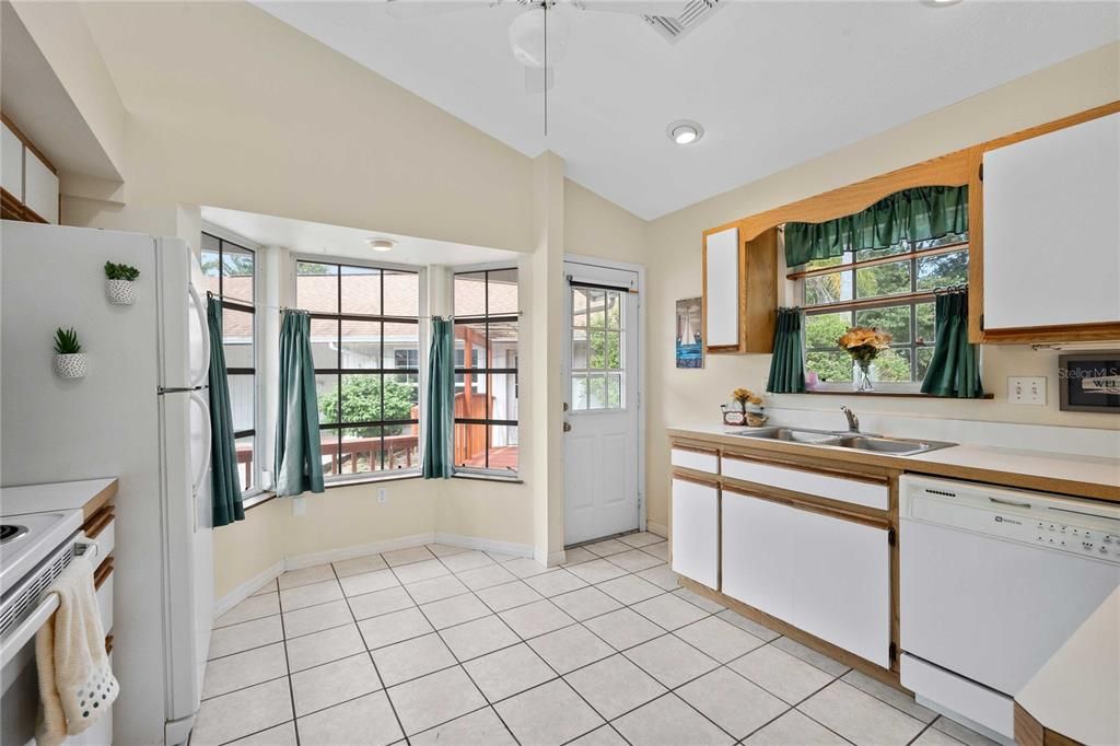 待售: $579,000 (3 贝兹, 2 浴室, 1652 平方英尺)