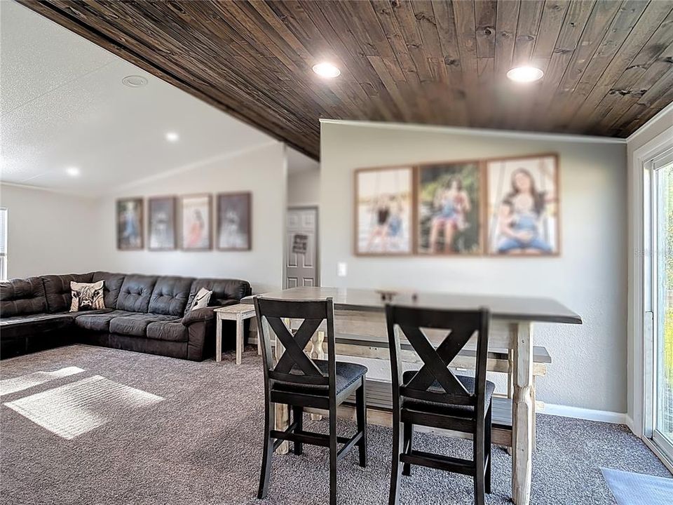 待售: $445,000 (3 贝兹, 2 浴室, 1248 平方英尺)