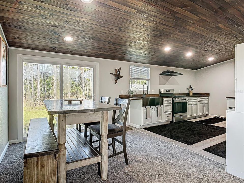 待售: $445,000 (3 贝兹, 2 浴室, 1248 平方英尺)