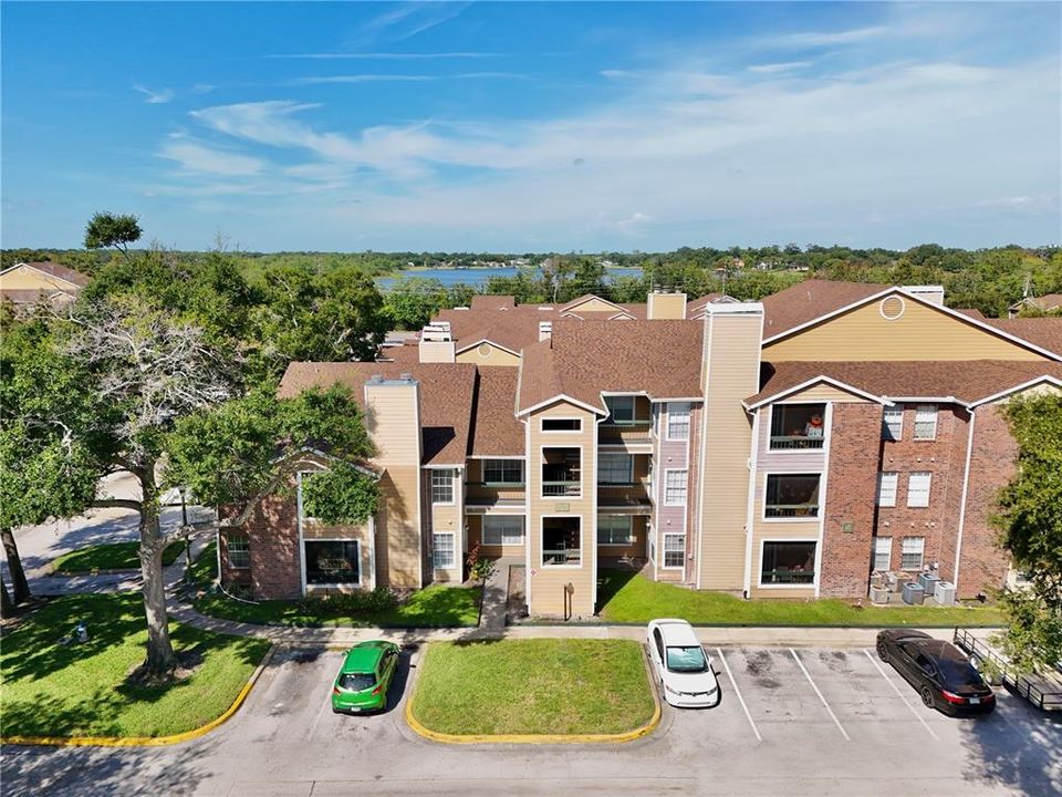 Activo con contrato: $90,000 (2 camas, 2 baños, 1000 Pies cuadrados)