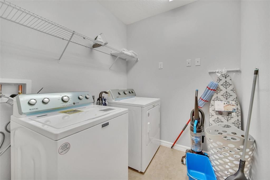 Active With Contract: $2,100 (4 beds, 2 baths, 1860 Square Feet)