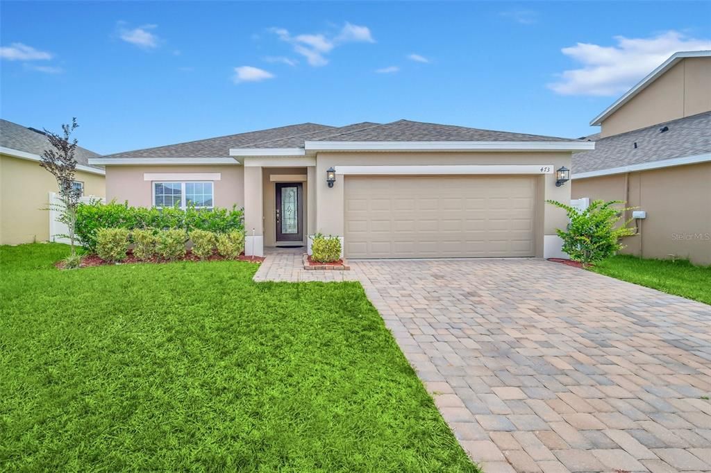 Active With Contract: $2,100 (4 beds, 2 baths, 1860 Square Feet)