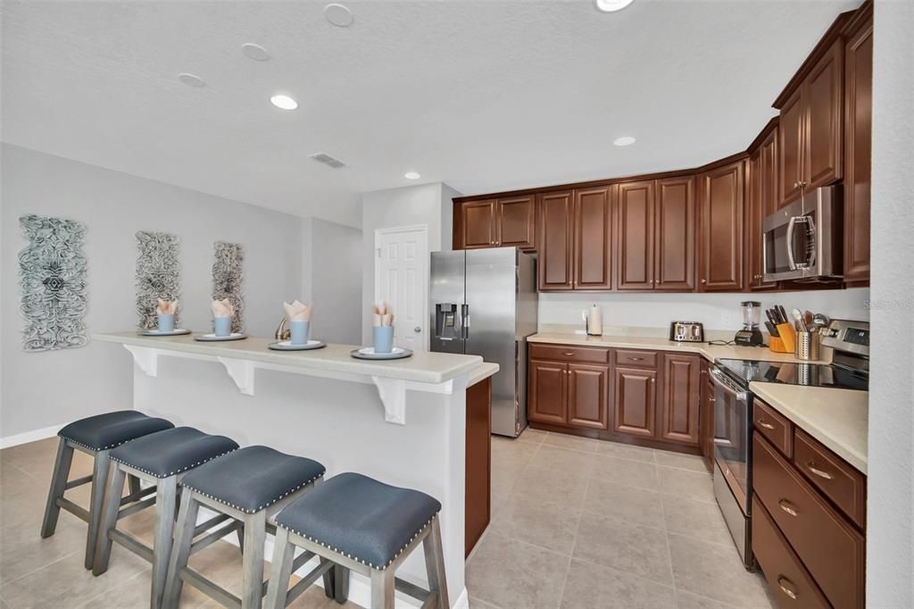 Active With Contract: $2,100 (4 beds, 2 baths, 1860 Square Feet)