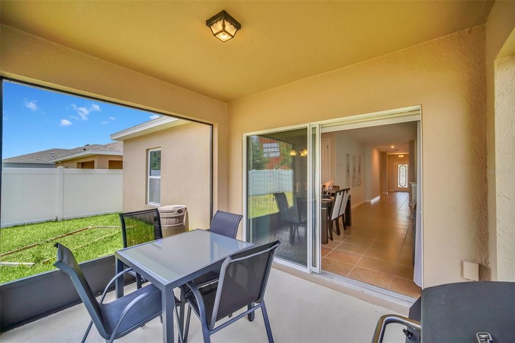 Active With Contract: $2,100 (4 beds, 2 baths, 1860 Square Feet)
