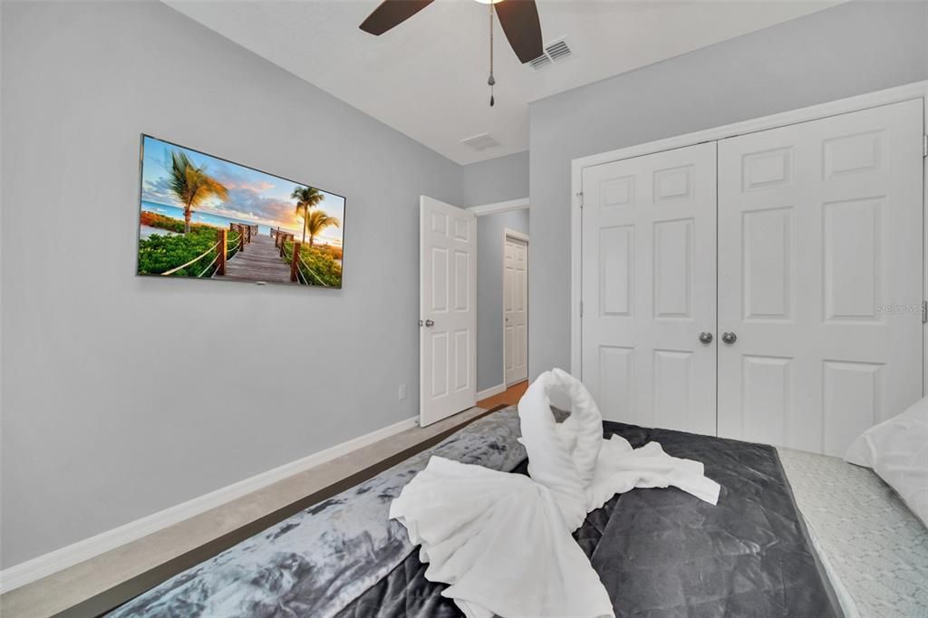 Active With Contract: $2,100 (4 beds, 2 baths, 1860 Square Feet)