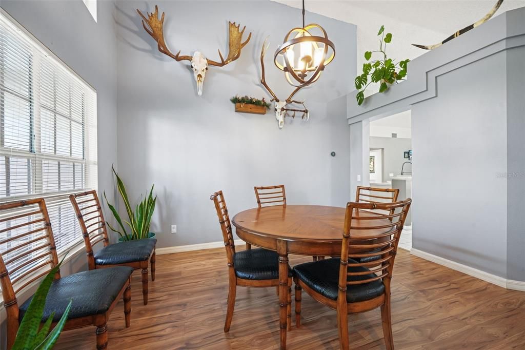 For Sale: $435,000 (3 beds, 2 baths, 1817 Square Feet)