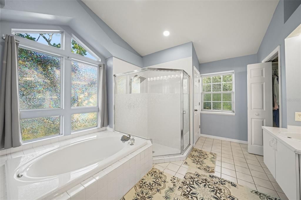 For Sale: $435,000 (3 beds, 2 baths, 1817 Square Feet)