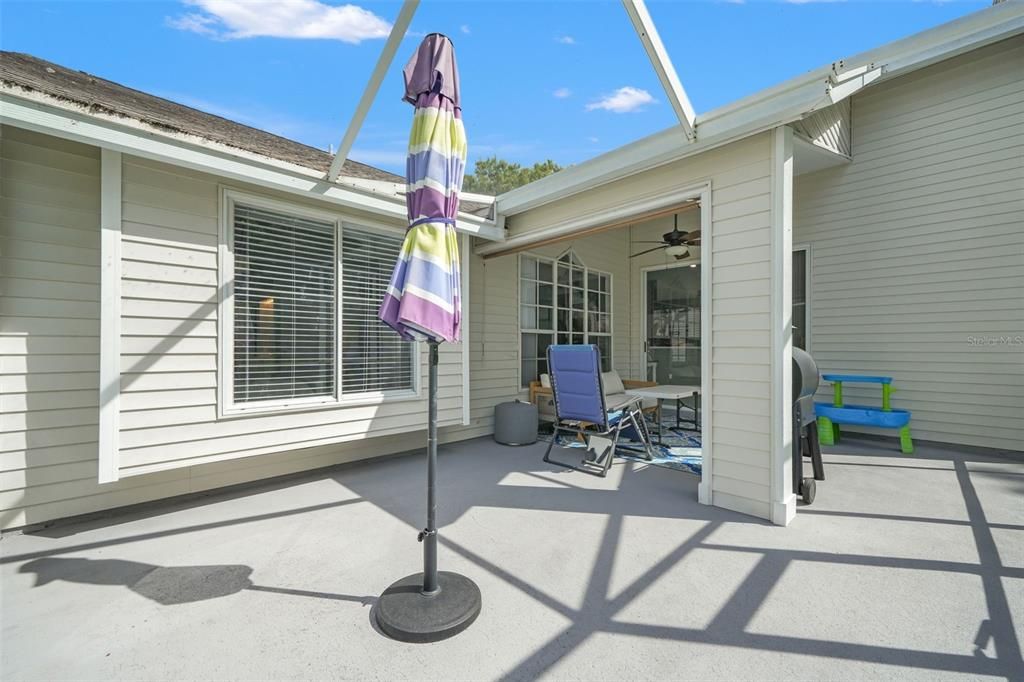 For Sale: $435,000 (3 beds, 2 baths, 1817 Square Feet)