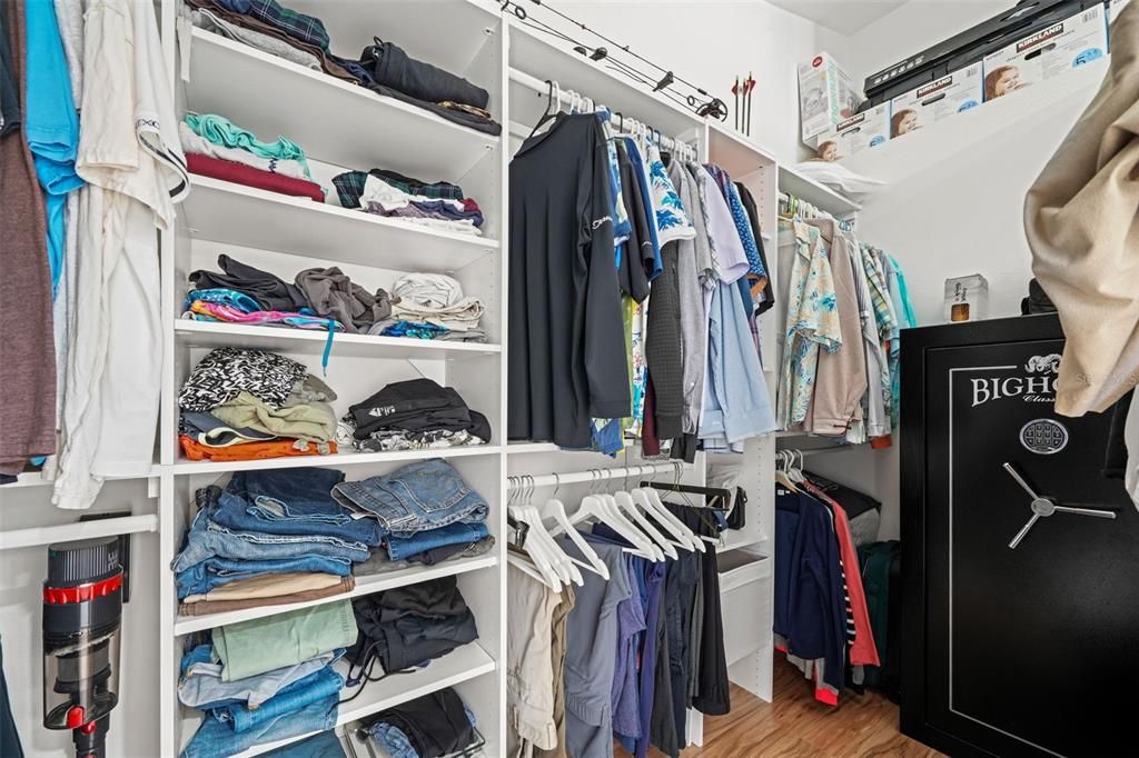 For Sale: $435,000 (3 beds, 2 baths, 1817 Square Feet)