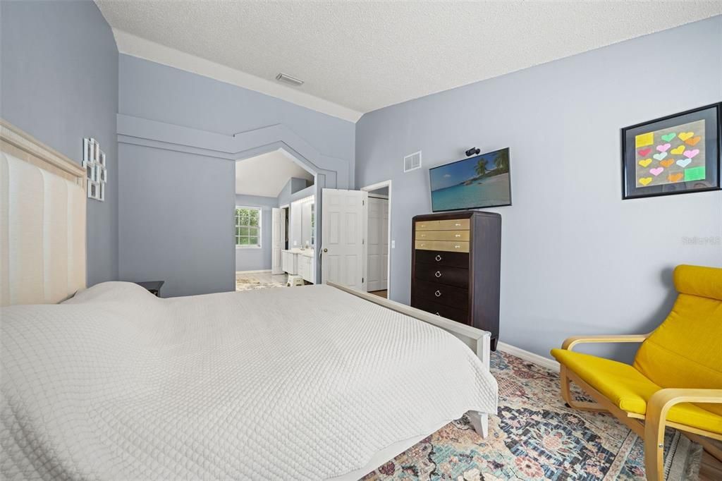 For Sale: $435,000 (3 beds, 2 baths, 1817 Square Feet)