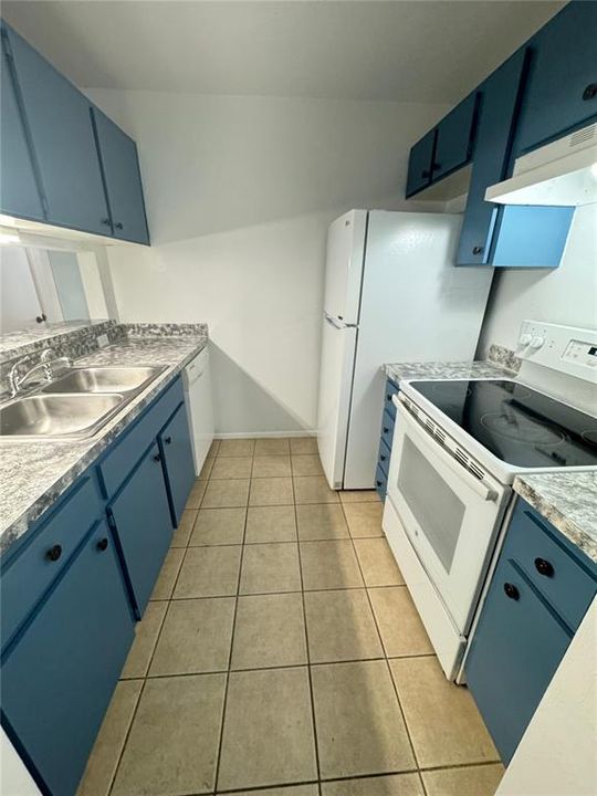 En Renta: $625 (1 camas, 1 baños, 1177 Pies cuadrados)