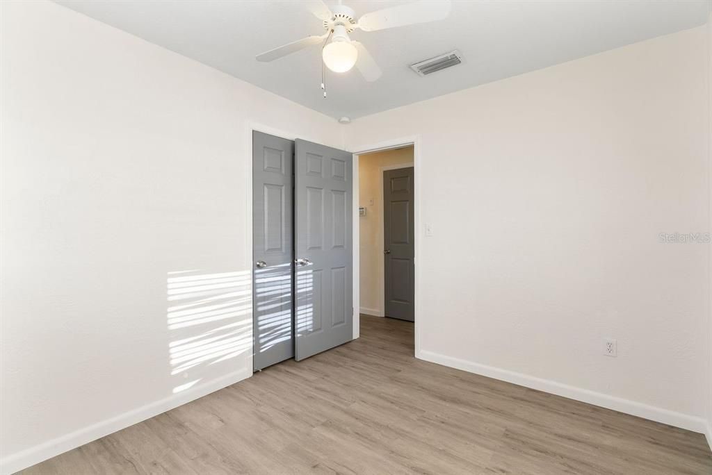 待售: $518,000 (4 贝兹, 3 浴室, 1926 平方英尺)