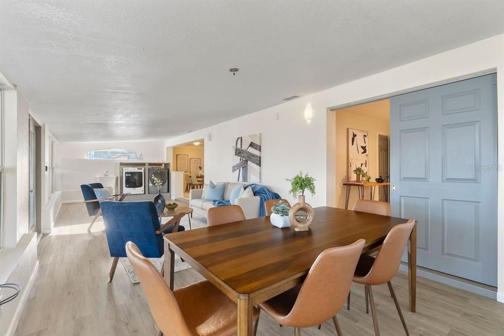 待售: $518,000 (4 贝兹, 3 浴室, 1926 平方英尺)