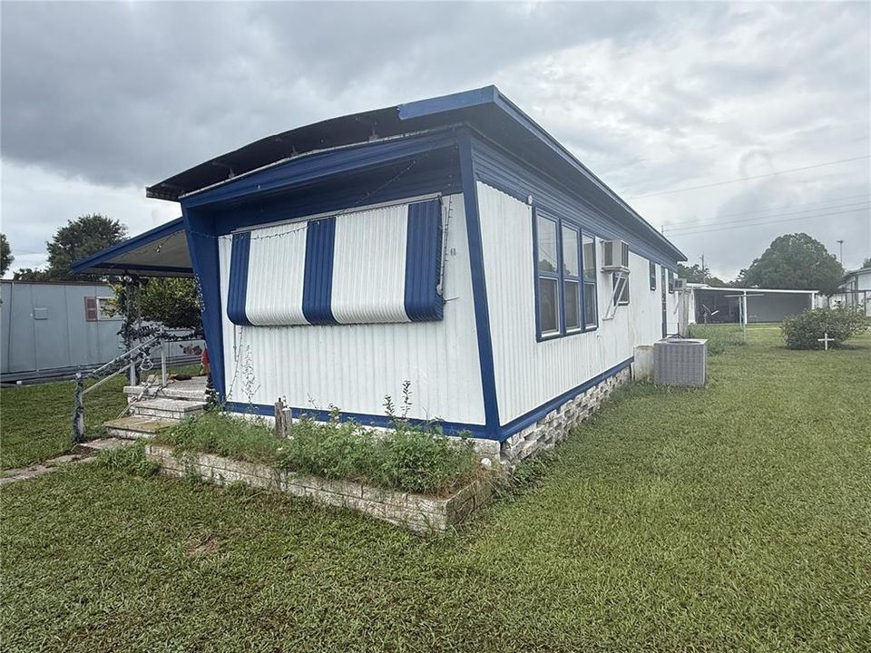 Active With Contract: $44,111 (2 beds, 1 baths, 600 Square Feet)