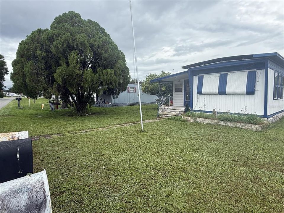 Active With Contract: $44,111 (2 beds, 1 baths, 600 Square Feet)