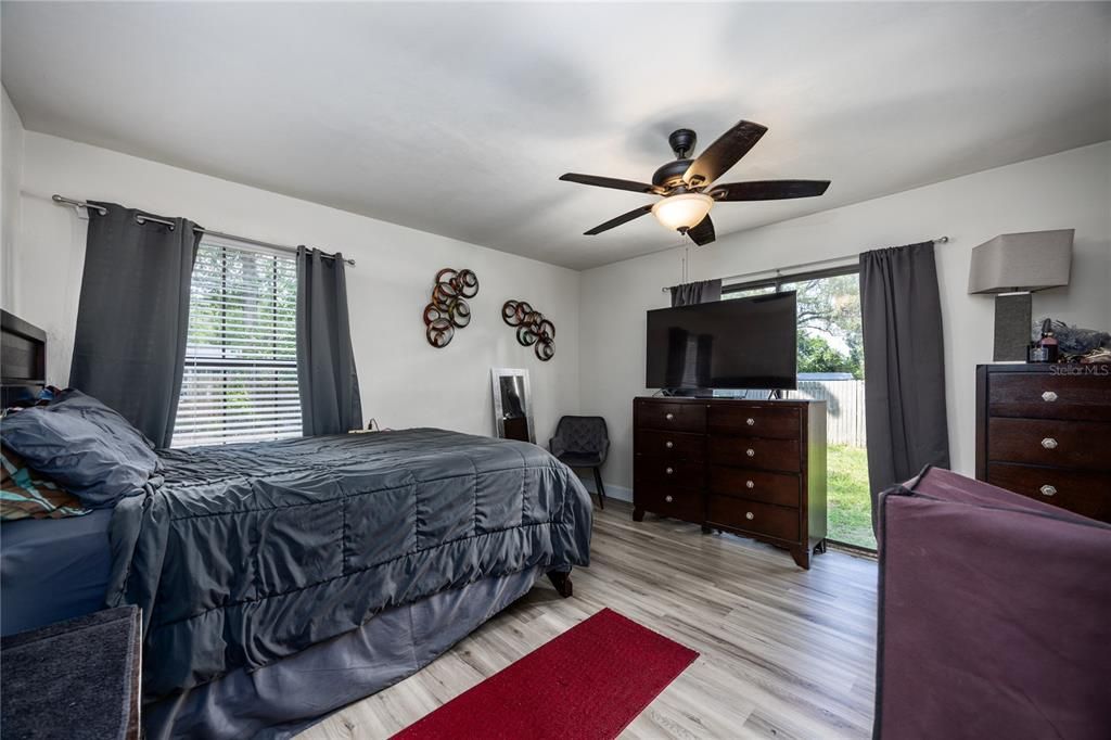 For Sale: $199,900 (3 beds, 1 baths, 1134 Square Feet)