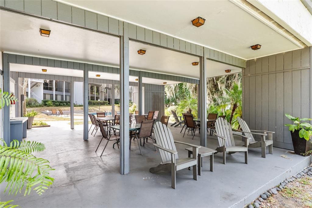 For Sale: $239,000 (3 beds, 2 baths, 1376 Square Feet)