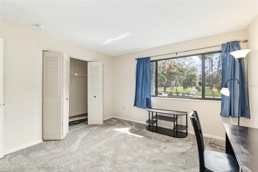 For Sale: $239,000 (3 beds, 2 baths, 1376 Square Feet)