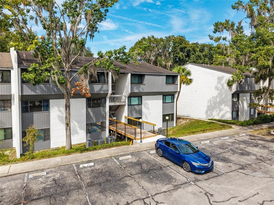 For Sale: $239,000 (3 beds, 2 baths, 1376 Square Feet)