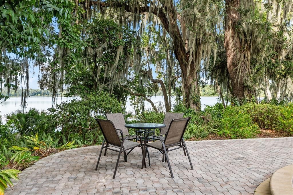 For Sale: $239,000 (3 beds, 2 baths, 1376 Square Feet)