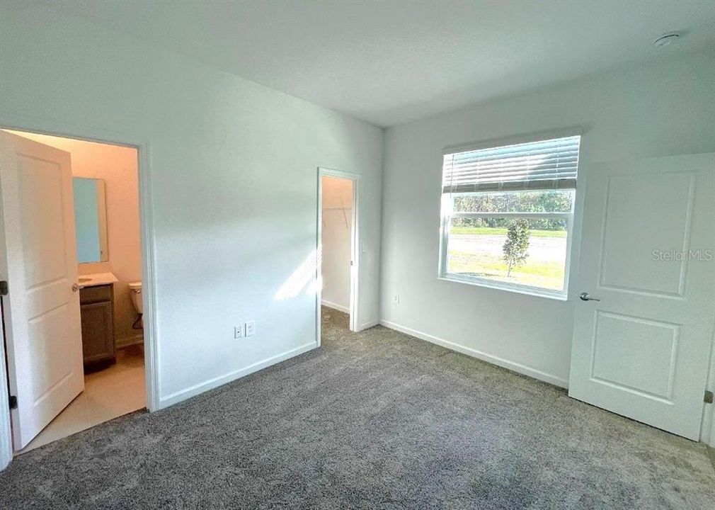 En Venta: $519,000 (4 camas, 3 baños, 2894 Pies cuadrados)