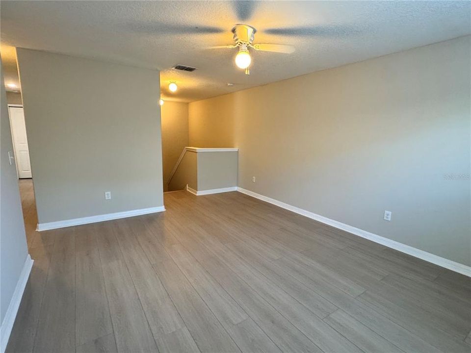 На продажу: $409,800 (5 спален, 2 ванн, 2892 Квадратных фут)