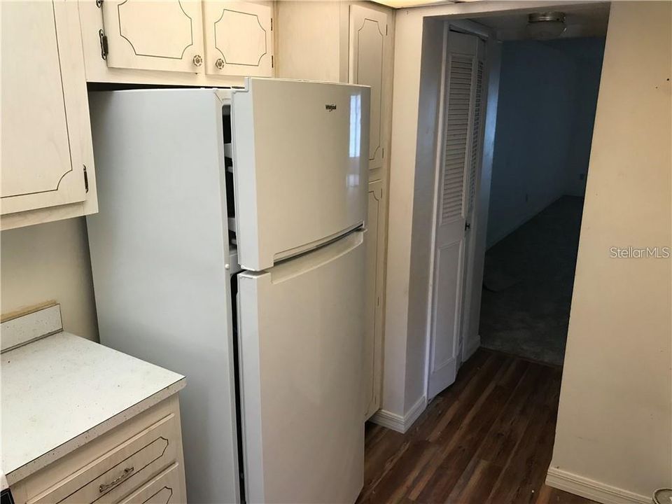 For Sale: $95,000 (1 beds, 1 baths, 1078 Square Feet)