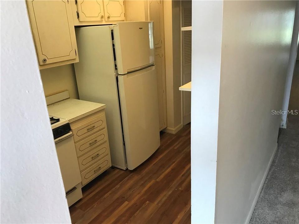 For Sale: $95,000 (1 beds, 1 baths, 1078 Square Feet)