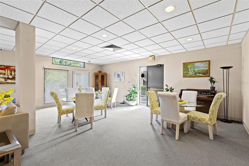 Active With Contract: $225,000 (2 beds, 2 baths, 1310 Square Feet)