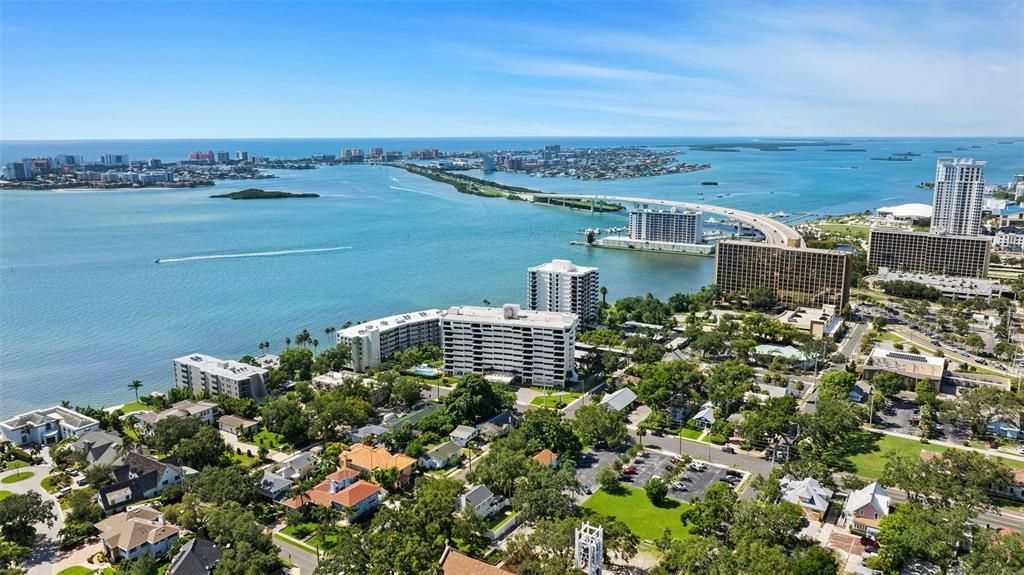 Active With Contract: $225,000 (2 beds, 2 baths, 1310 Square Feet)