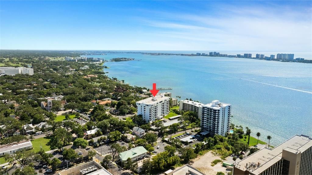 Active With Contract: $225,000 (2 beds, 2 baths, 1310 Square Feet)