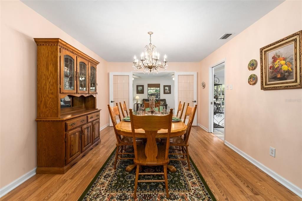 На продажу: $535,000 (5 спален, 2 ванн, 2950 Квадратных фут)