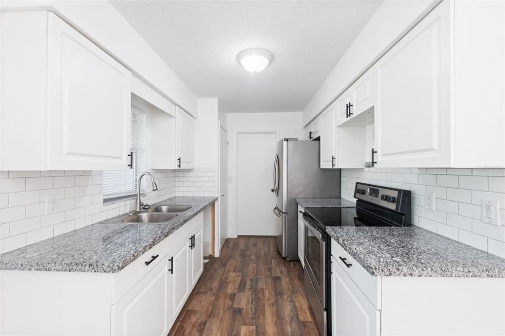 En Venta: $225,000 (3 camas, 2 baños, 960 Pies cuadrados)