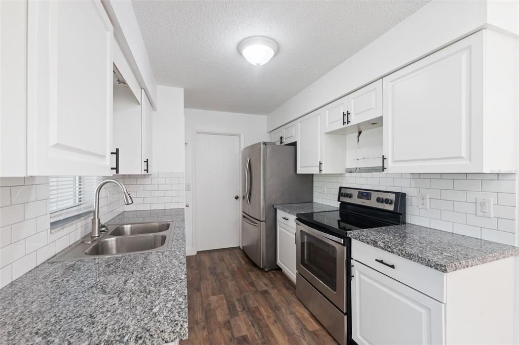 En Venta: $225,000 (3 camas, 2 baños, 960 Pies cuadrados)