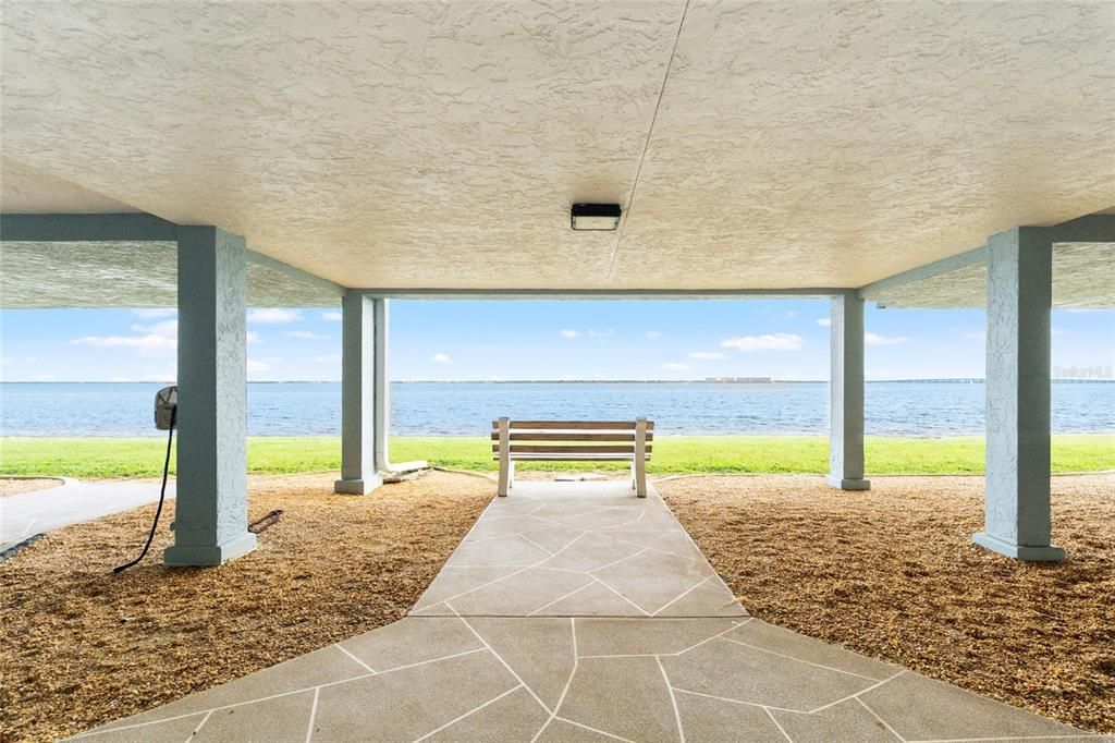 На продажу: $429,000 (3 спален, 2 ванн, 1916 Квадратных фут)