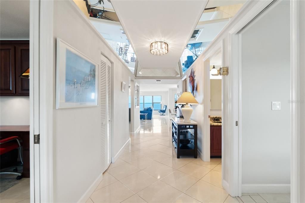 На продажу: $429,000 (3 спален, 2 ванн, 1916 Квадратных фут)