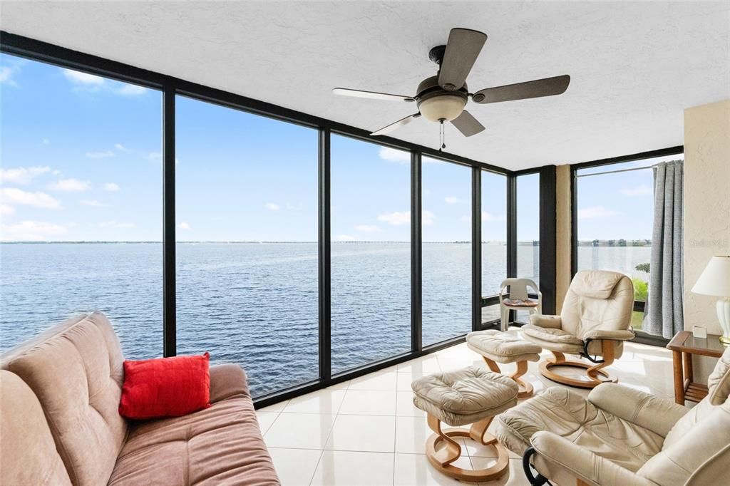 На продажу: $429,000 (3 спален, 2 ванн, 1916 Квадратных фут)